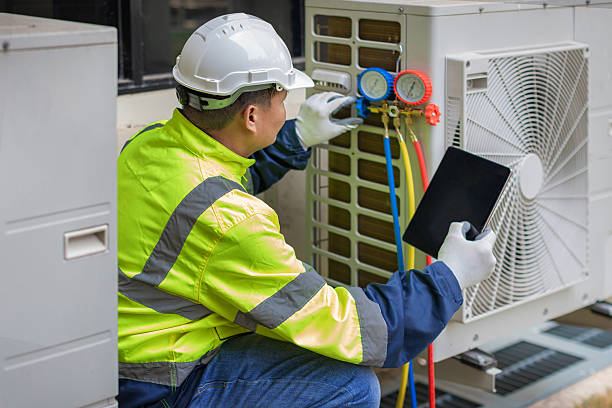 Professional Hvac technician working in Normal, IL